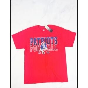 New England Patriots Vintage Style T-Shirt Large NWT Majestic NFL Apparel Red